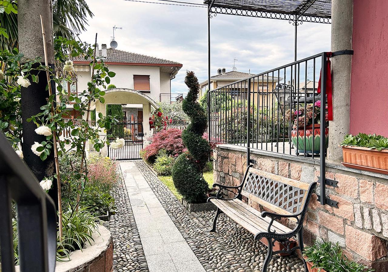 La Mansardina Apartment Venegono Superiore Luaran gambar