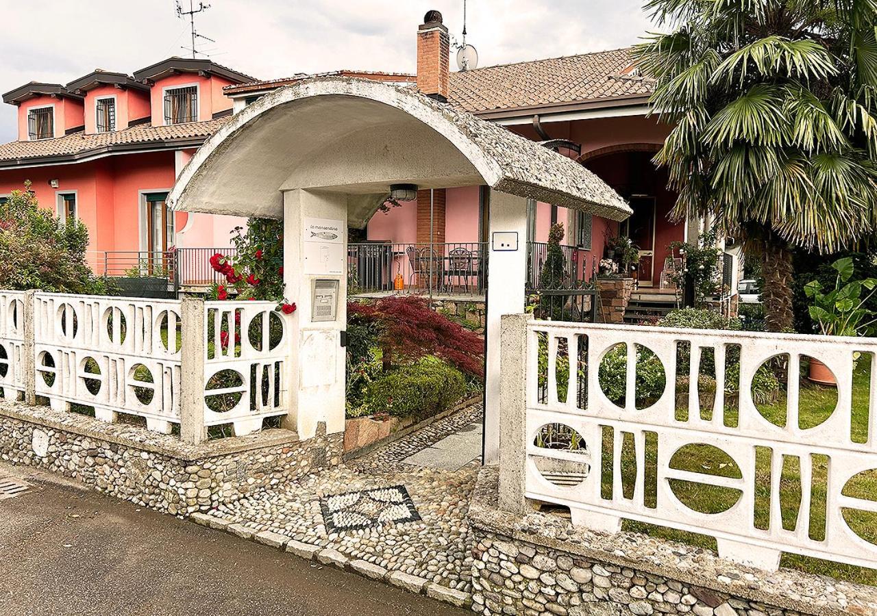 La Mansardina Apartment Venegono Superiore Luaran gambar